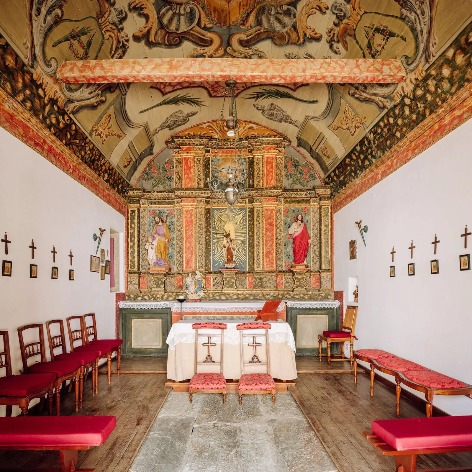 Quinta Nova Winery House: The estate chapel
