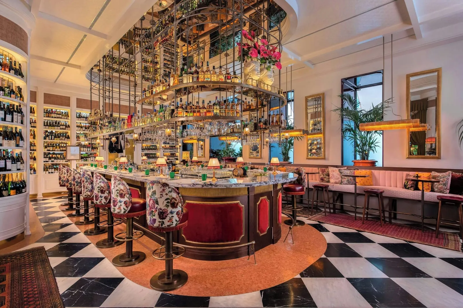 The Ivens: The bar