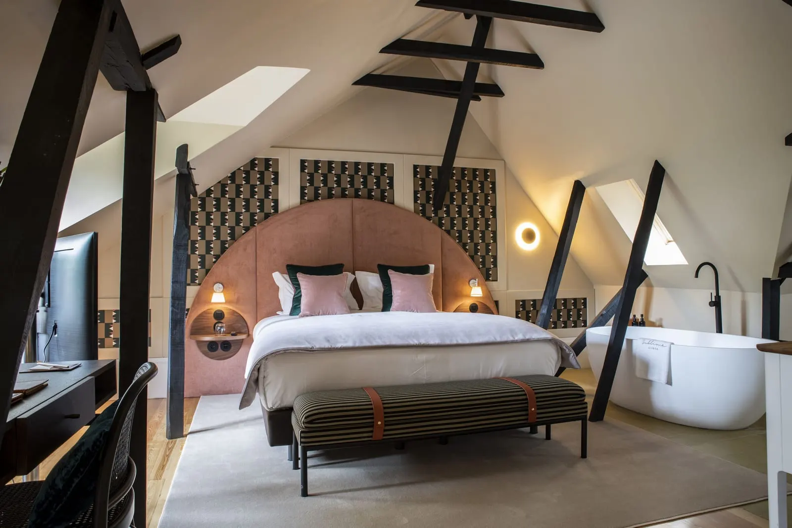 Sublime Lisboa: Attic bedroom