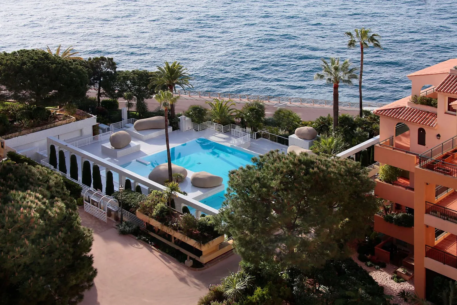 Columbus Hotel Monte-Carlo: The pool from above