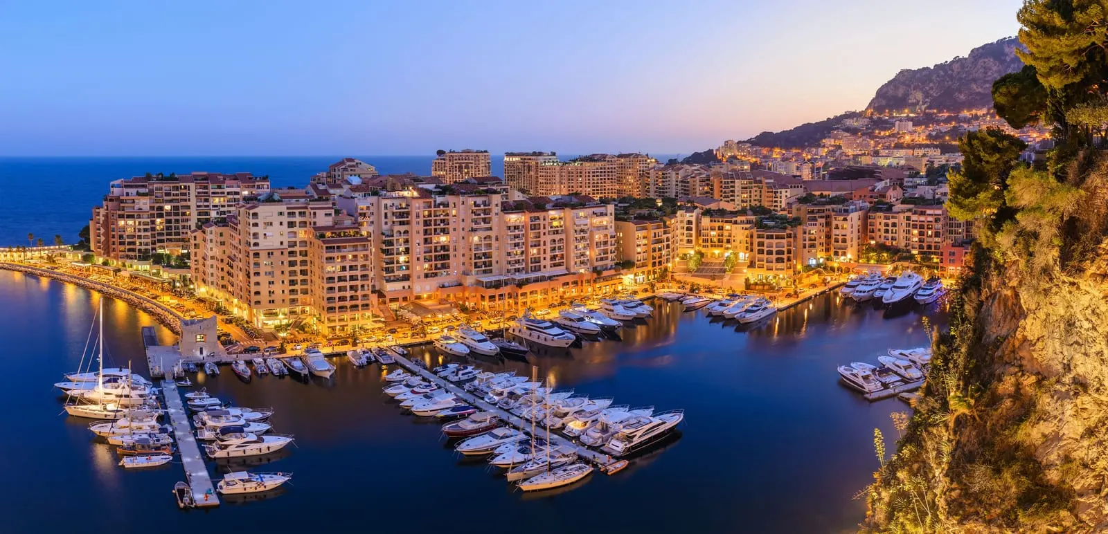 Columbus Hotel Monte-Carlo: Fontvieille harbour at night